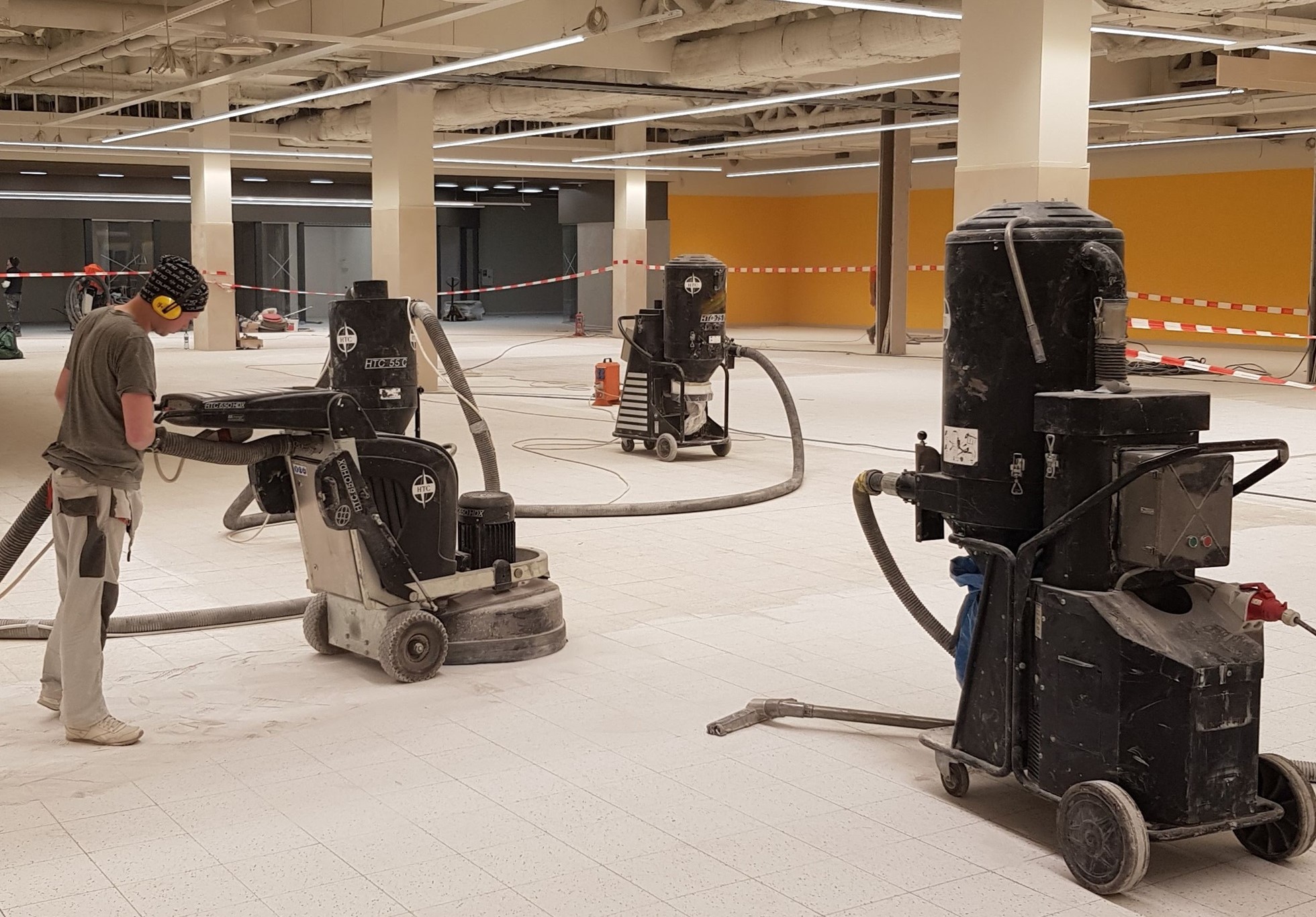 Betona grīdas restaurācijas darbi