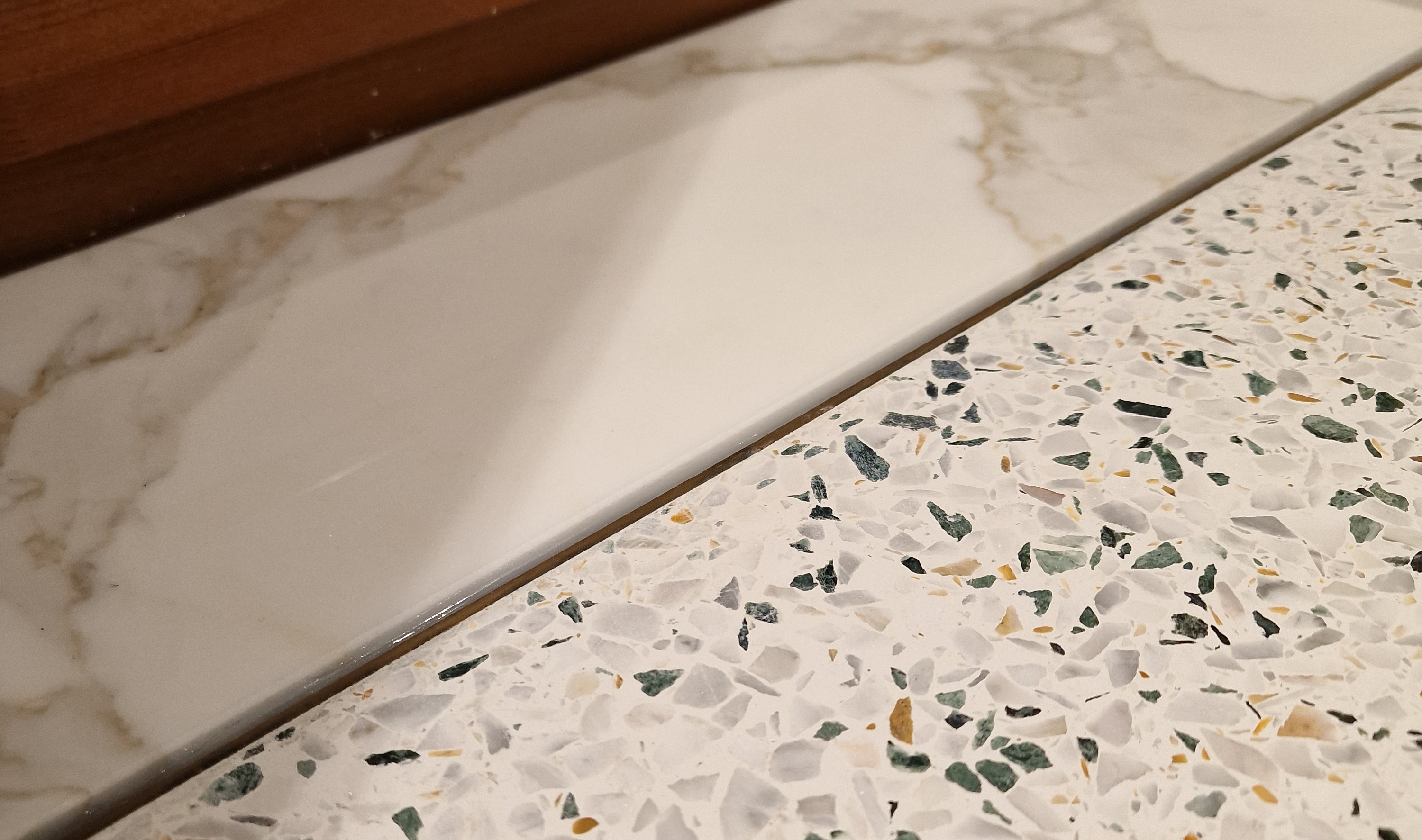 terrazzo grīdu slīpēšana